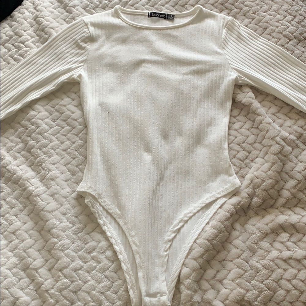 White long sleeve bodysuit